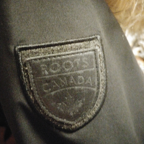Roots Winter Jacket - Picture 6 of 7